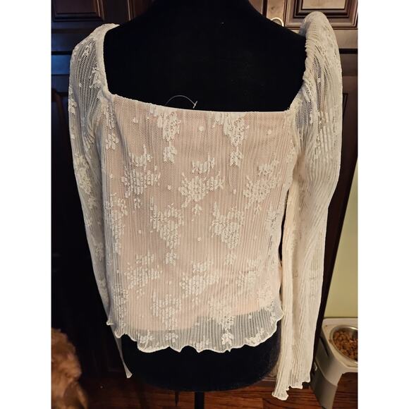 Willow & Root Blouse Lace Dotted Sheer Boho Cream Size Medium Ribbed Fairycore - Picture 8 of 11